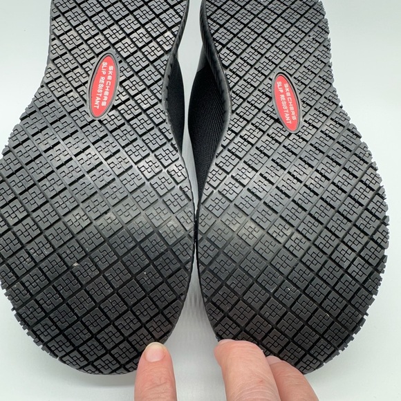 Skechers Work Relaxed Fit Slip Resistant women’s black size 6 - Picture 8 of 9